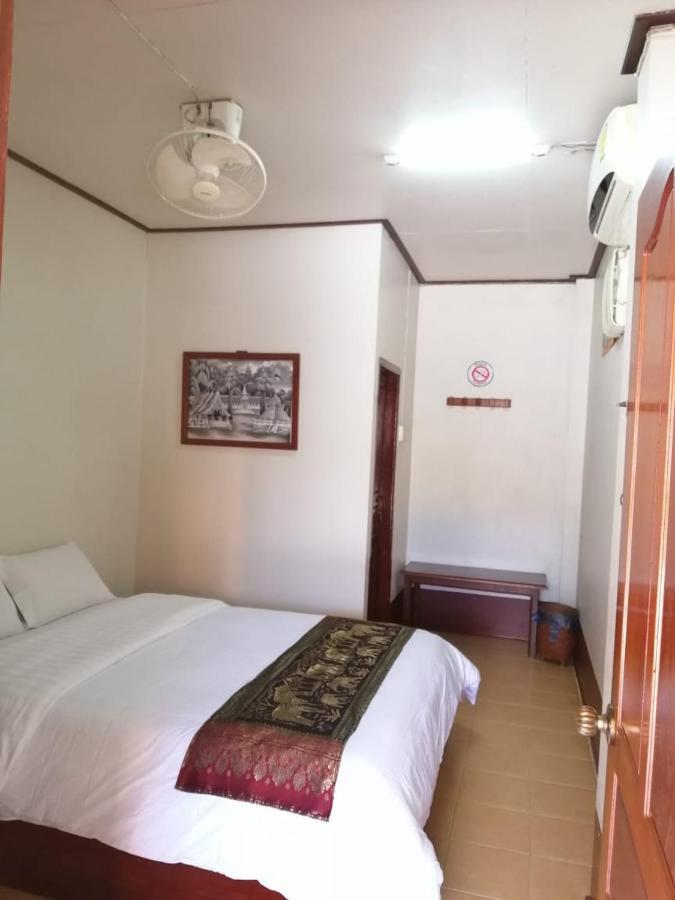 Monsavanh Guesthouse Pakbeng Bagian luar foto